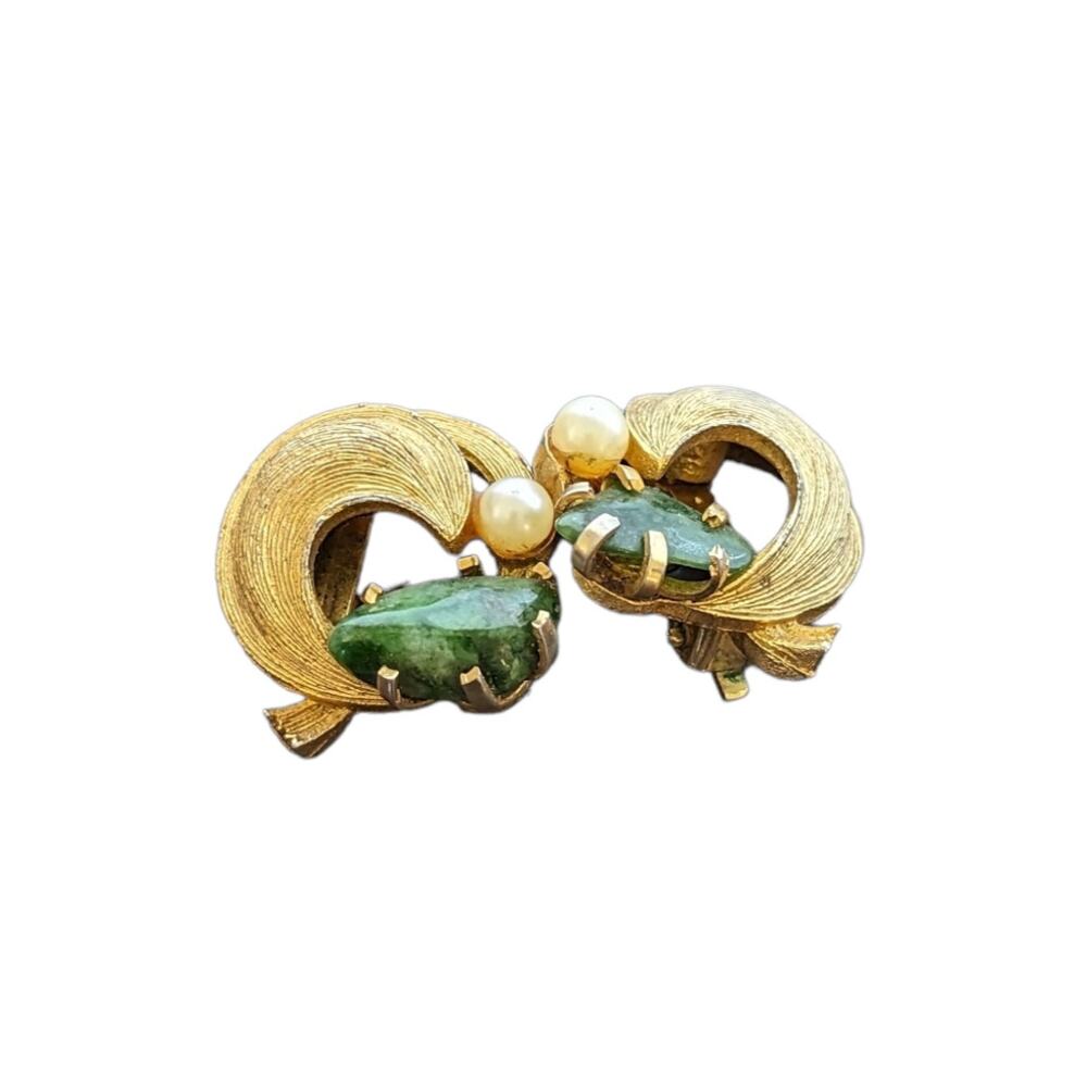 Vintage 50's Jade Clip On Earrings Gold Plated Faux Pearl Genuine Green Jewelry